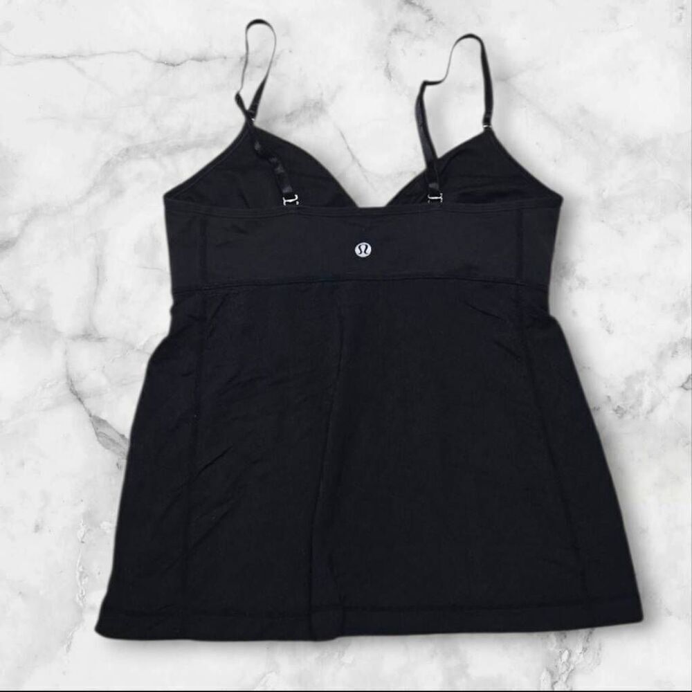 Lululemon Size 8 Black Tank Top - Picture 2 of 2
